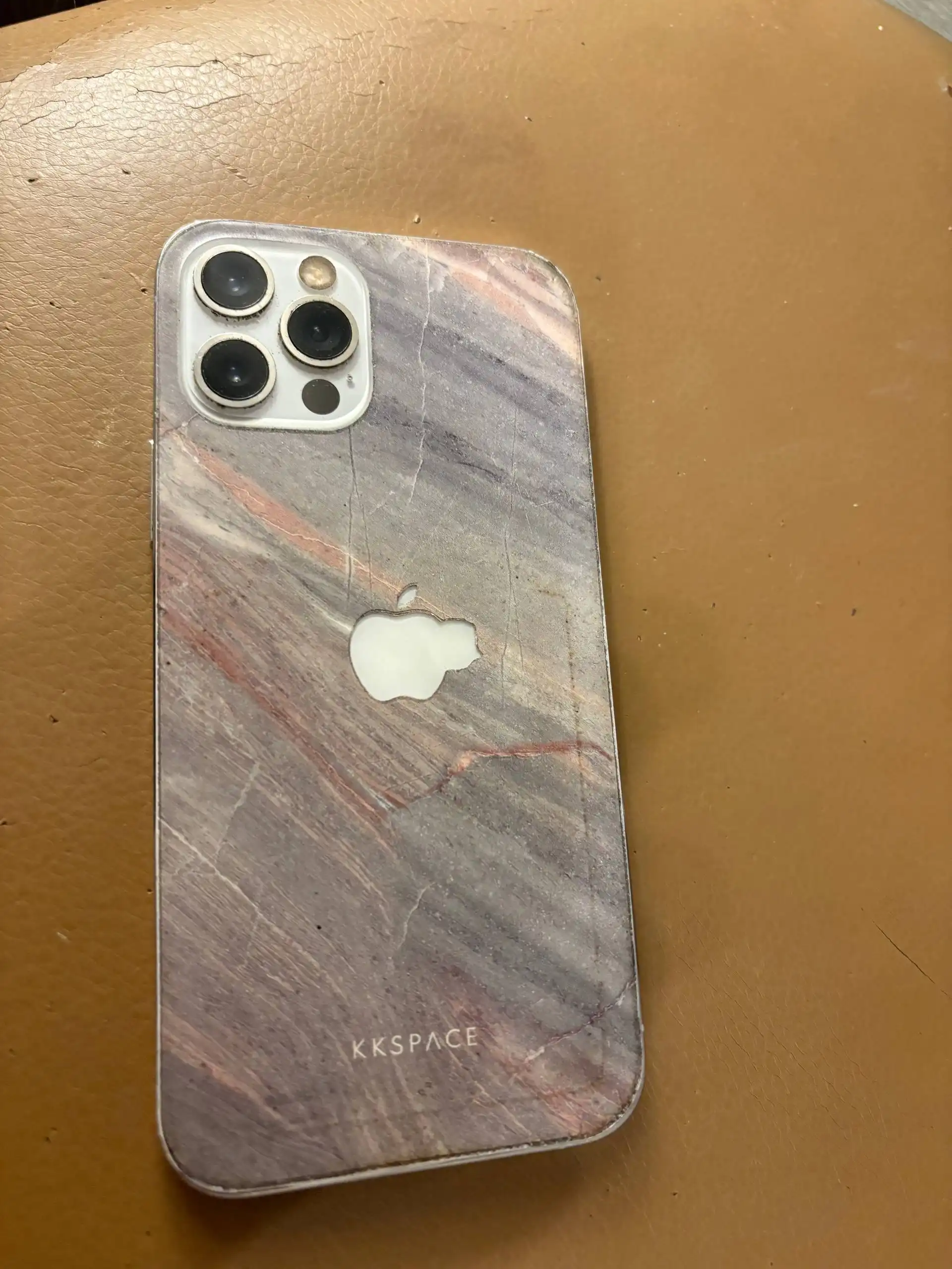 Айфон 12 про 128 ГБ в отличном состоянии