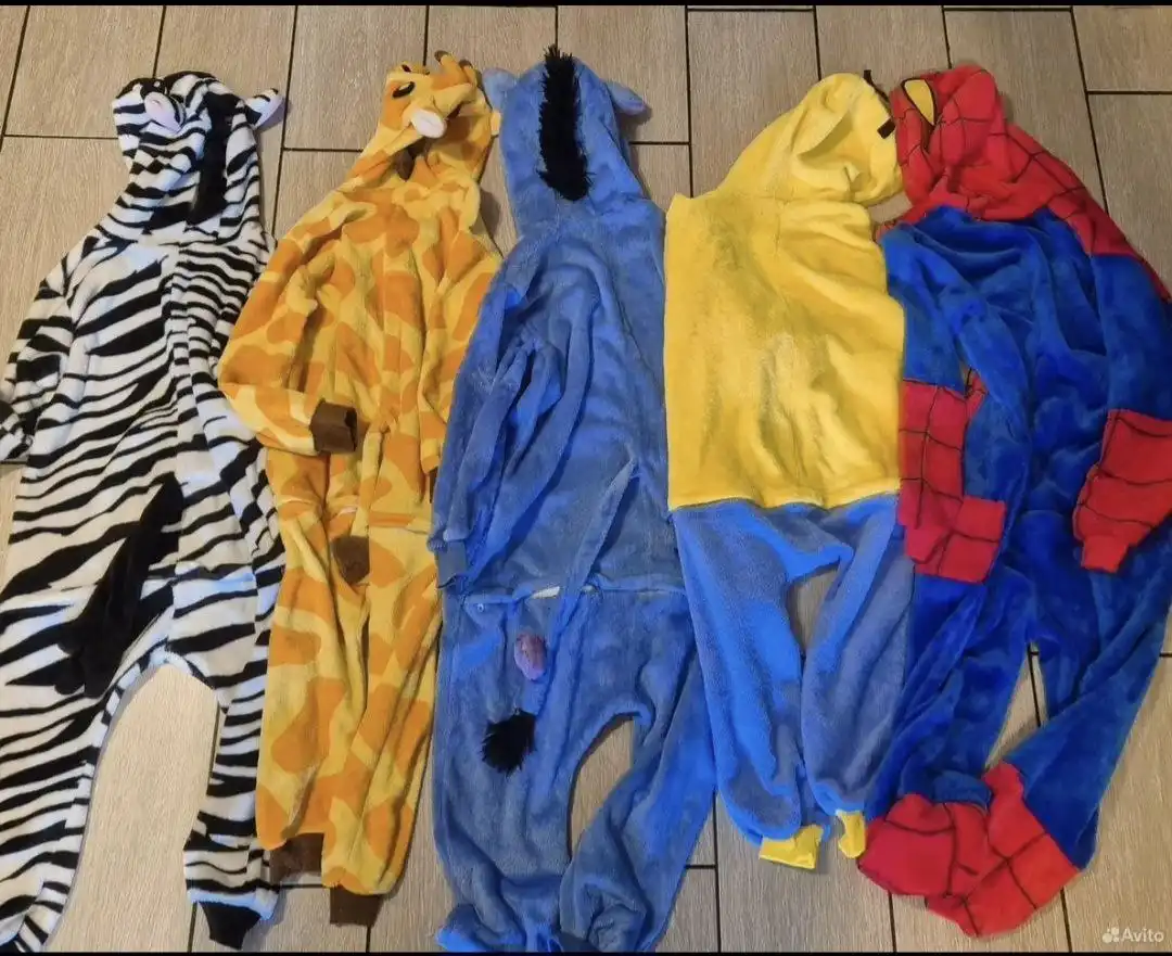 Кигуруми б/у, костюмы животных, размер 120-140