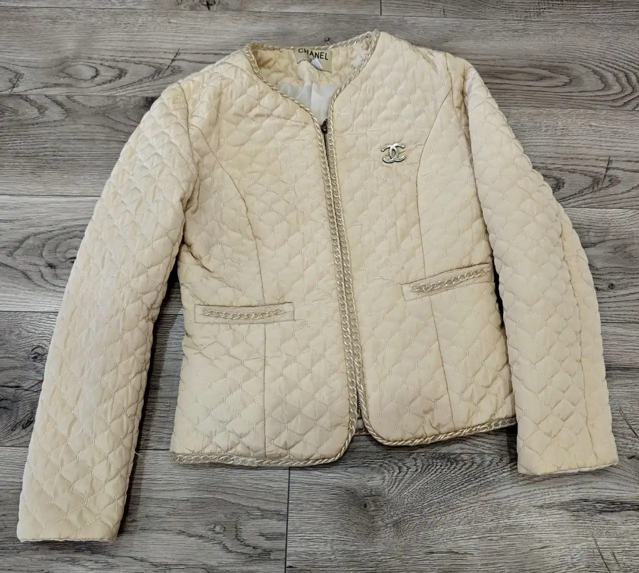 Продажа куртки в Москве