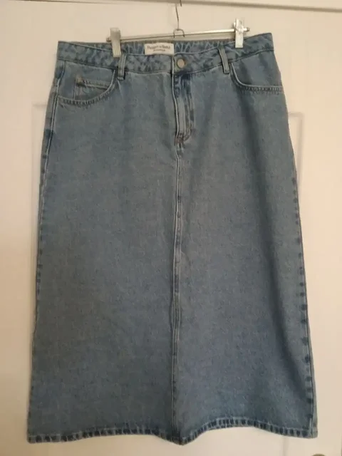 Джинсовая юбка и женские шорты - Одежда в Москва