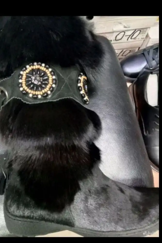 Новые унты натуральные размер 35