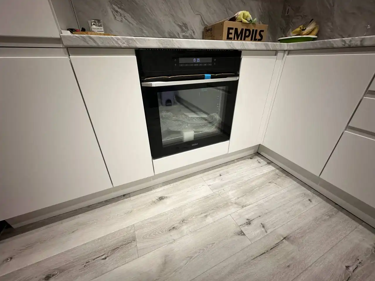 Продажа нового духового шкафа