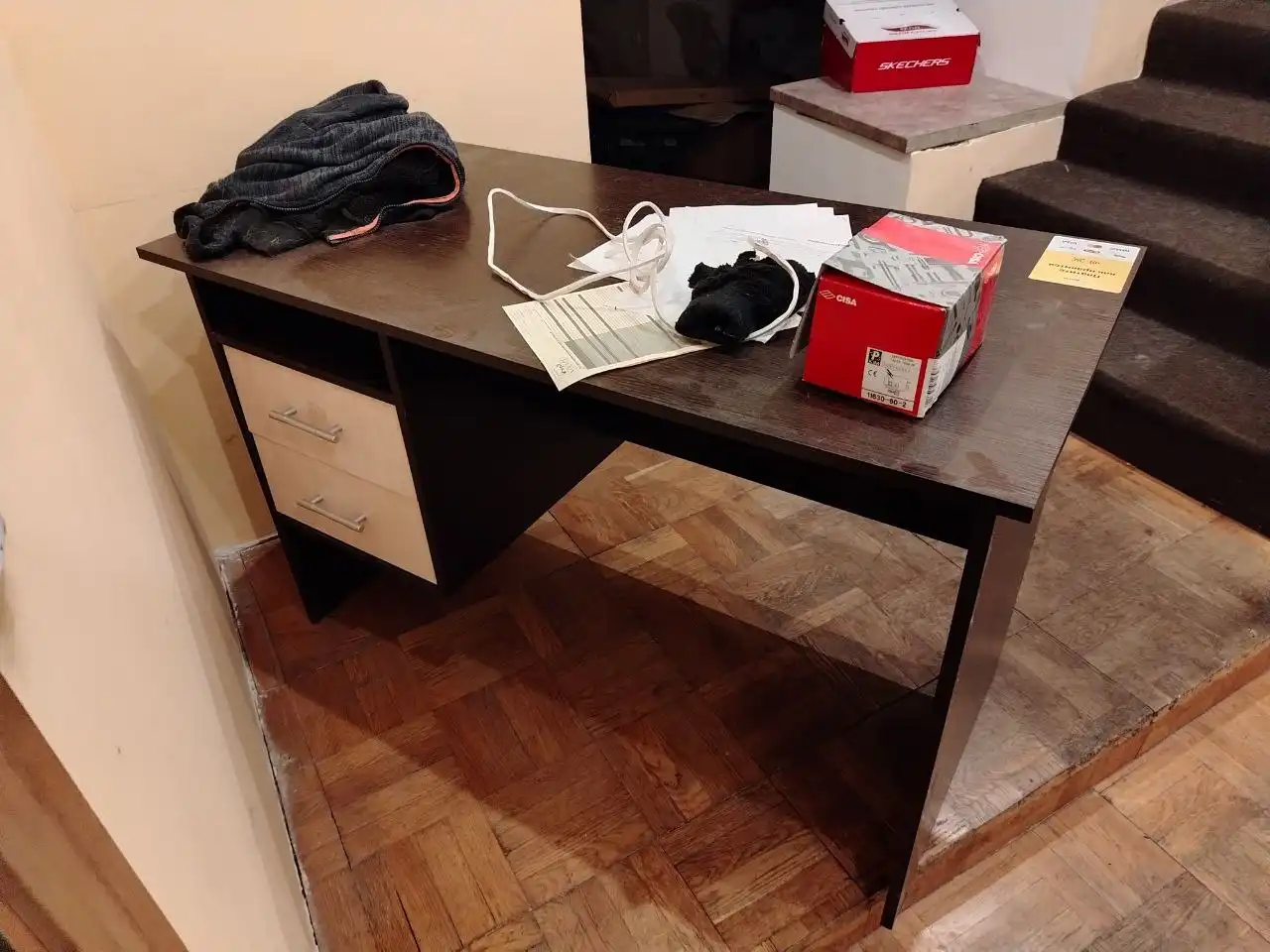 Продажа письменного стола в деревне Сосенки