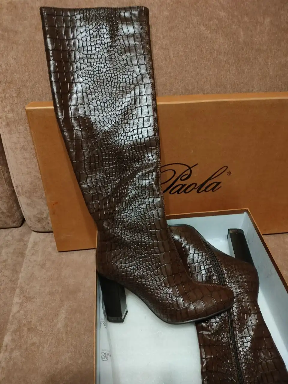 Продажа б/у обуви в отличном состоянии