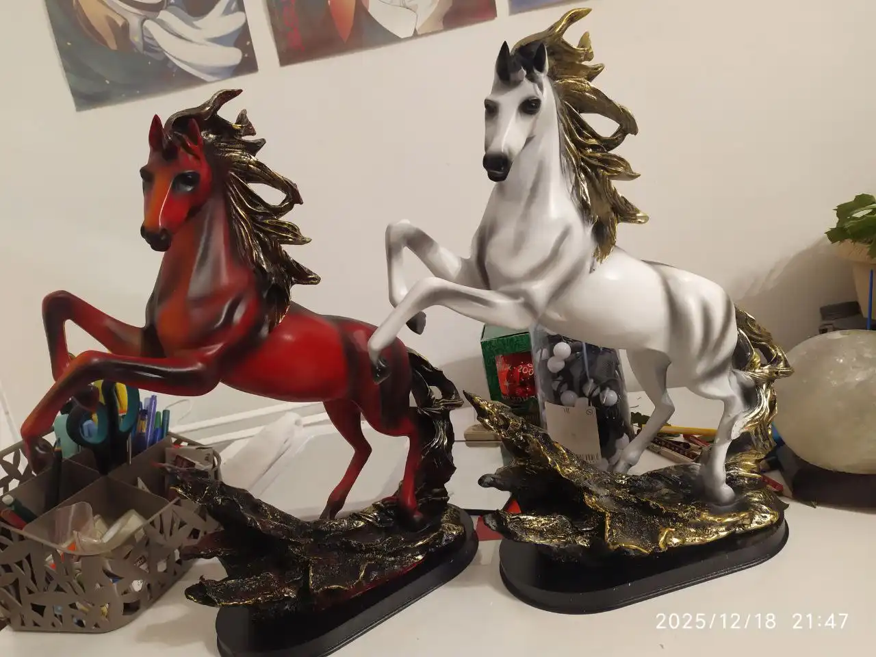 Статуэтка "Лошадь" из полистоуна, высота 40 см