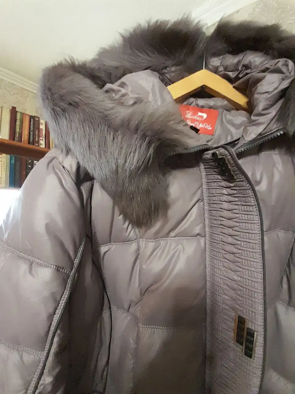 Объявления о товарах: книга, пальто, самокат