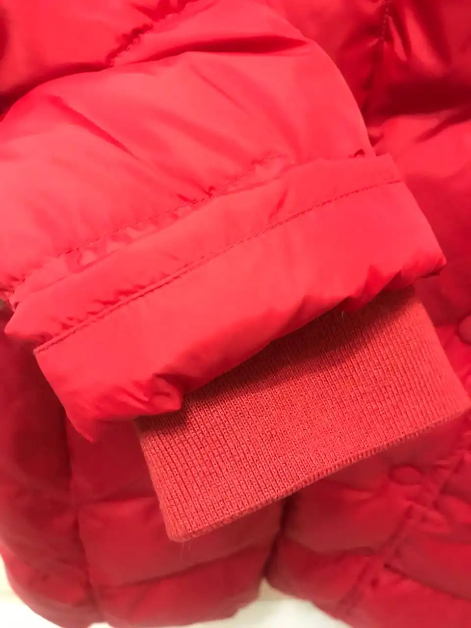 Пуховик 52-54, легкий и теплый