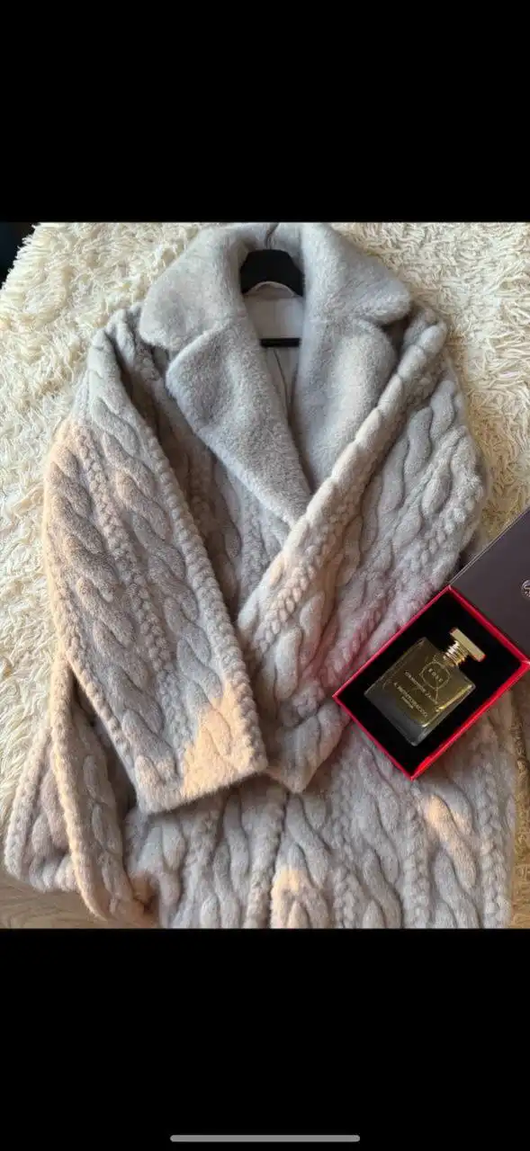 Продажа эко шубки светло-серого цвета