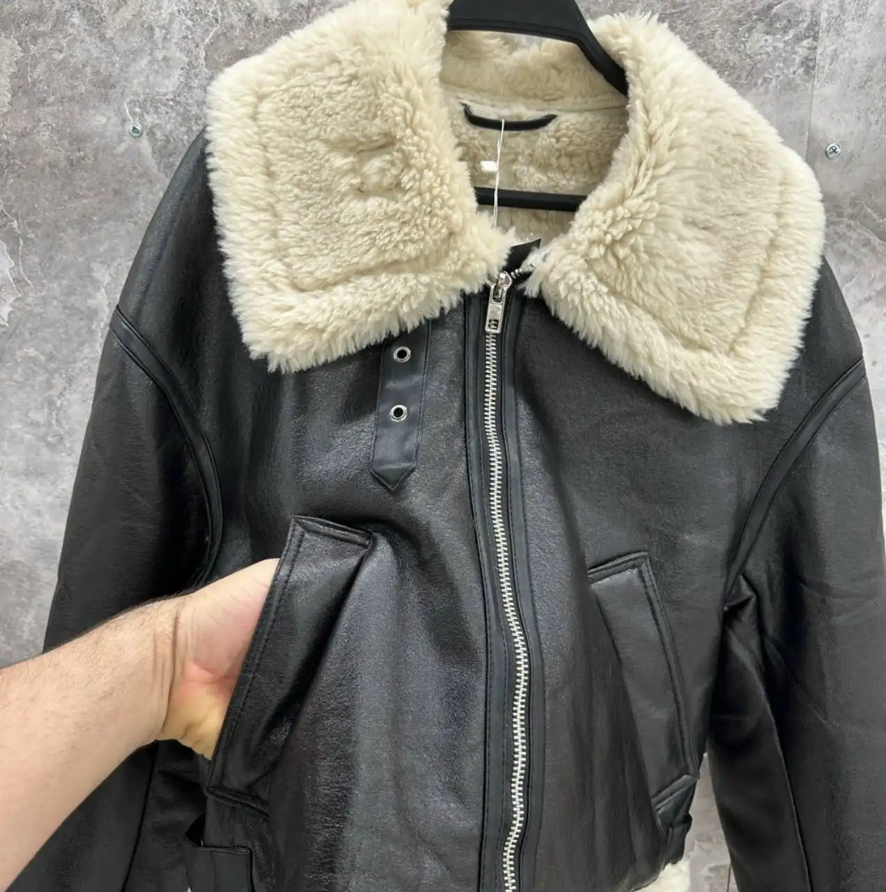 Трендовая стильная женская дубленка