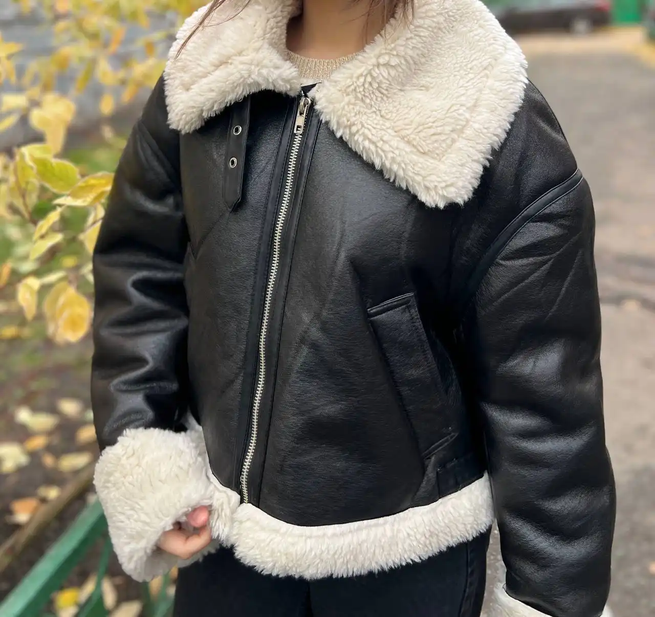 Трендовая стильная женская дубленка