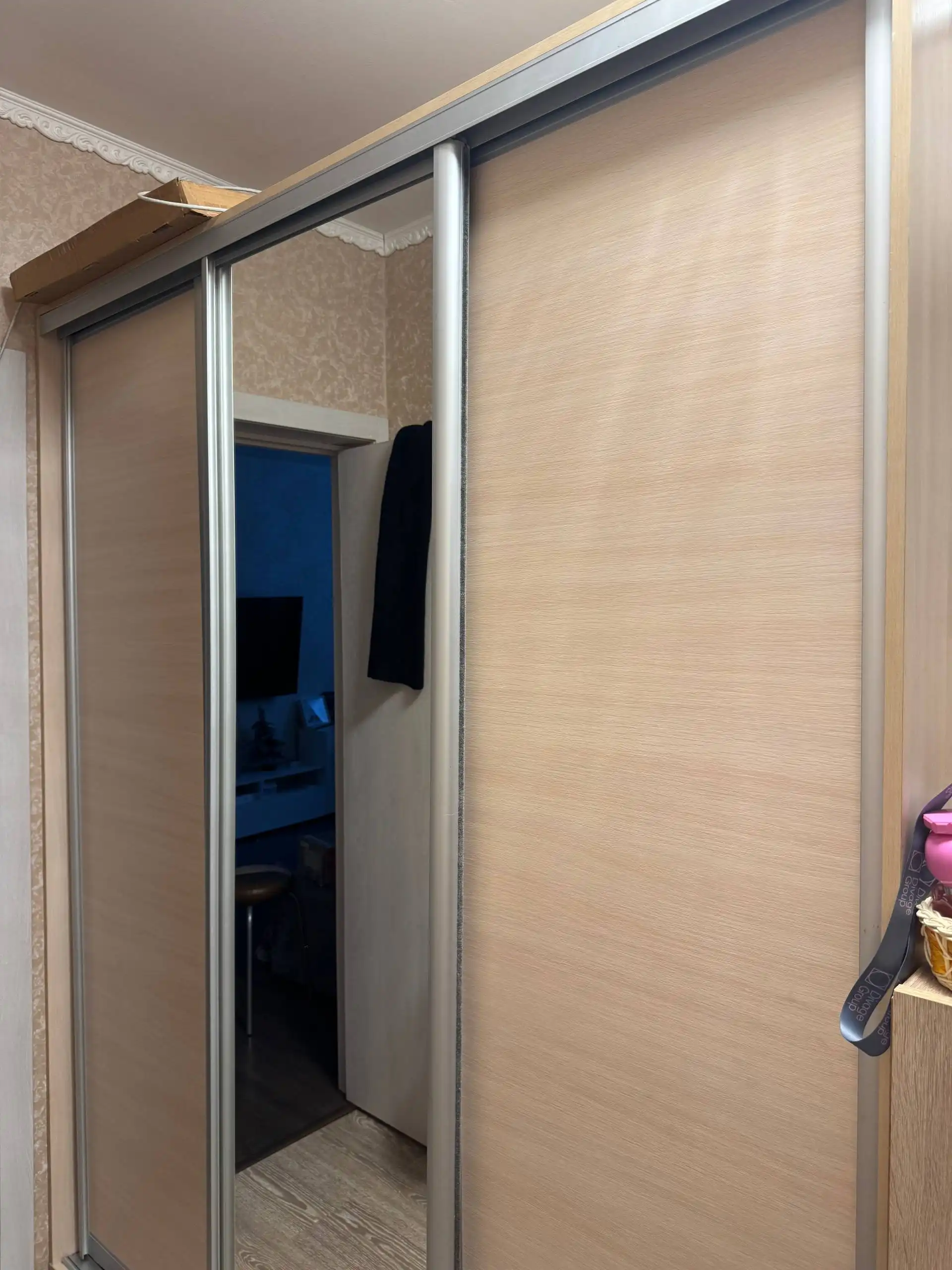 Шкаф купе трехстворчатый разобранный