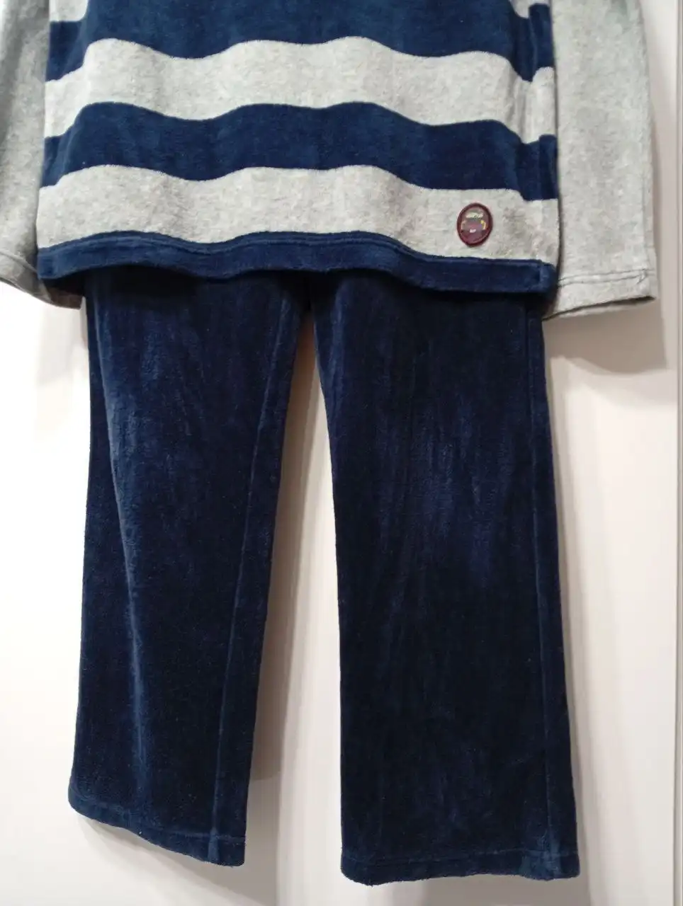 Велюровый костюм детский на 4-5 лет