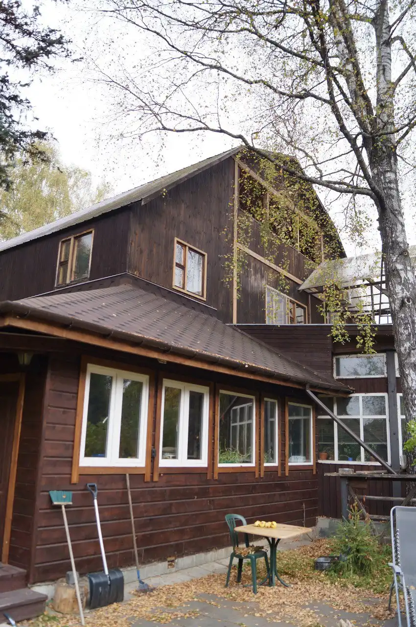 Продажа 3-х этажного дома с участком 27,8 соток в селе Уборы - Дома (Недвижимость) в Уборы