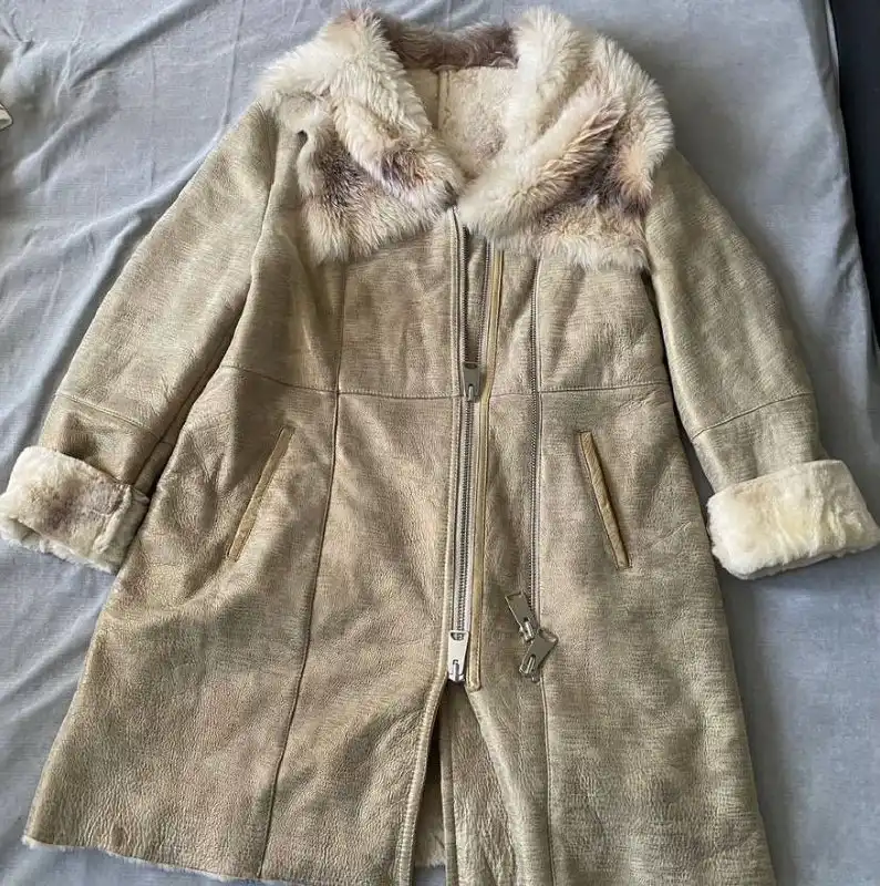 Продажа новой женской дубленки из овчины - Верхняя одежда (Одежда) в Москва