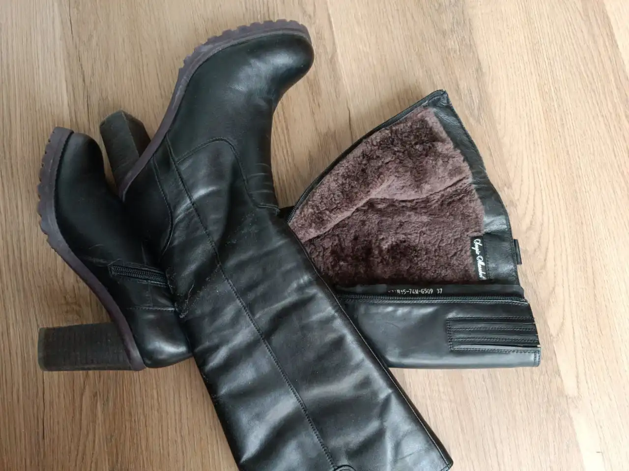 Зимние сапоги Sergio Manchot 37 размер - Обувь (Одежда) в Москва