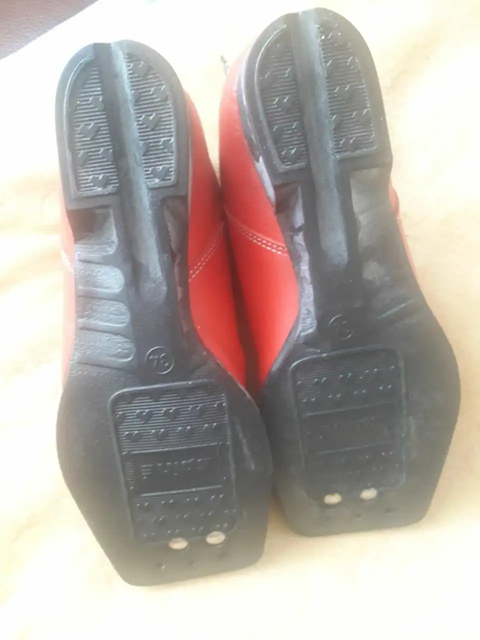 Продажа лыжных ботинок Спин (Spine) разных размеров - Спортивная одежда и обувь (Одежда) в Москва