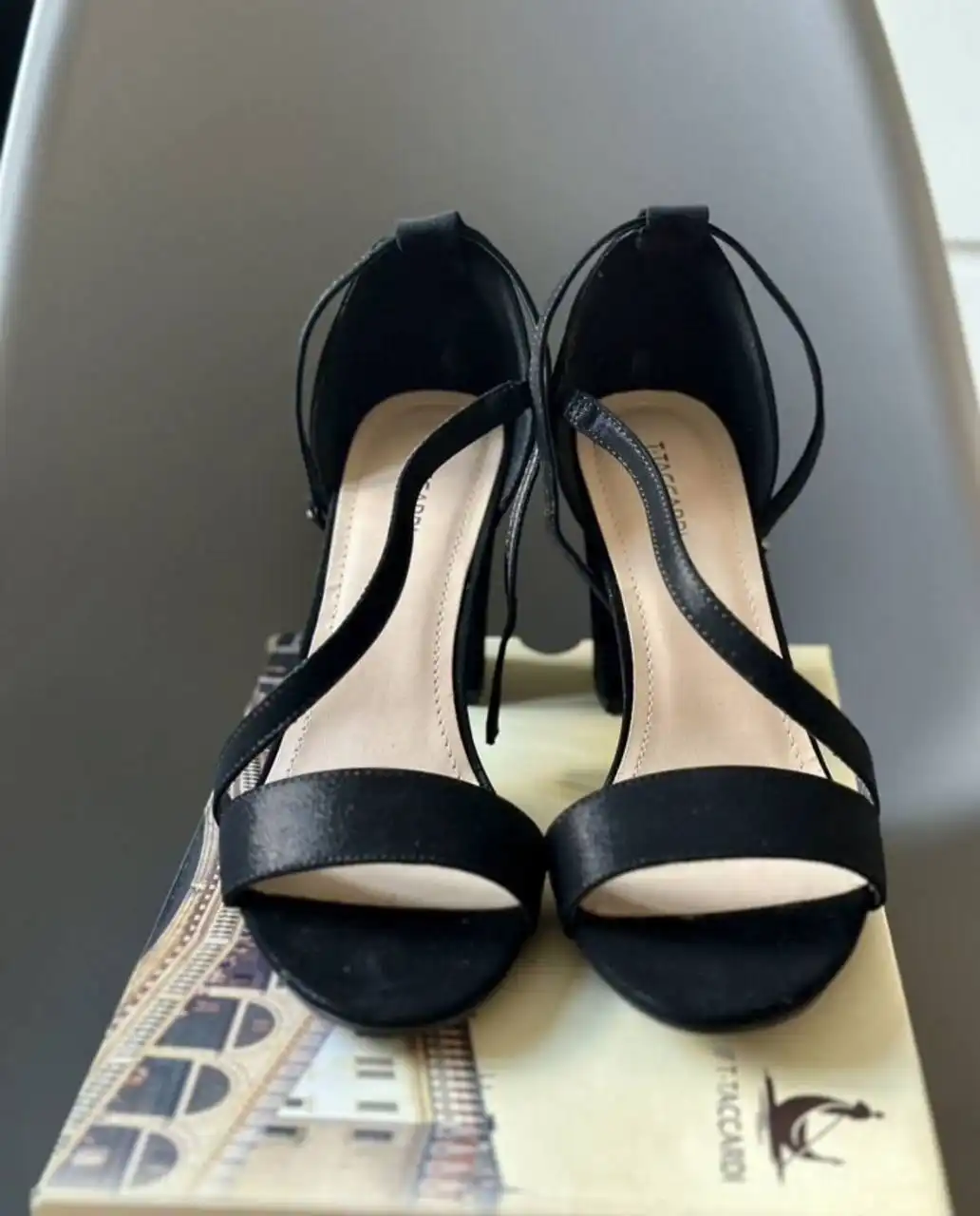 Женские босоножки T.Taccardi черные 40р - Обувь (Одежда) в Москва