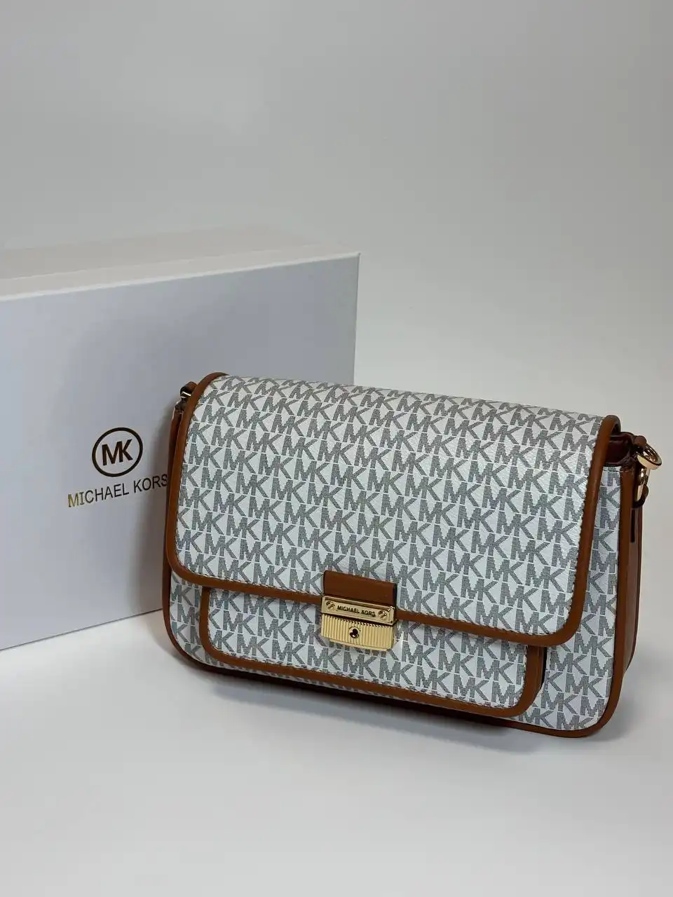 Сумки женские Karl Lagerfeld и Michael Kors - Аксессуары (Одежда) в Москва