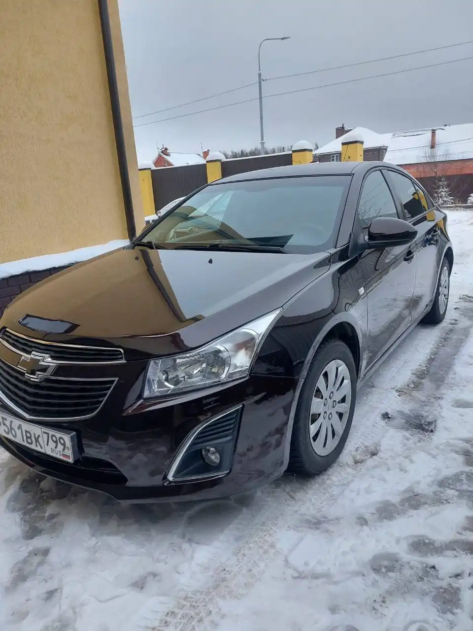 Продажа Шевроле Круз 1,8 АТ 141 л.с. 2013 года - Авто в Москва