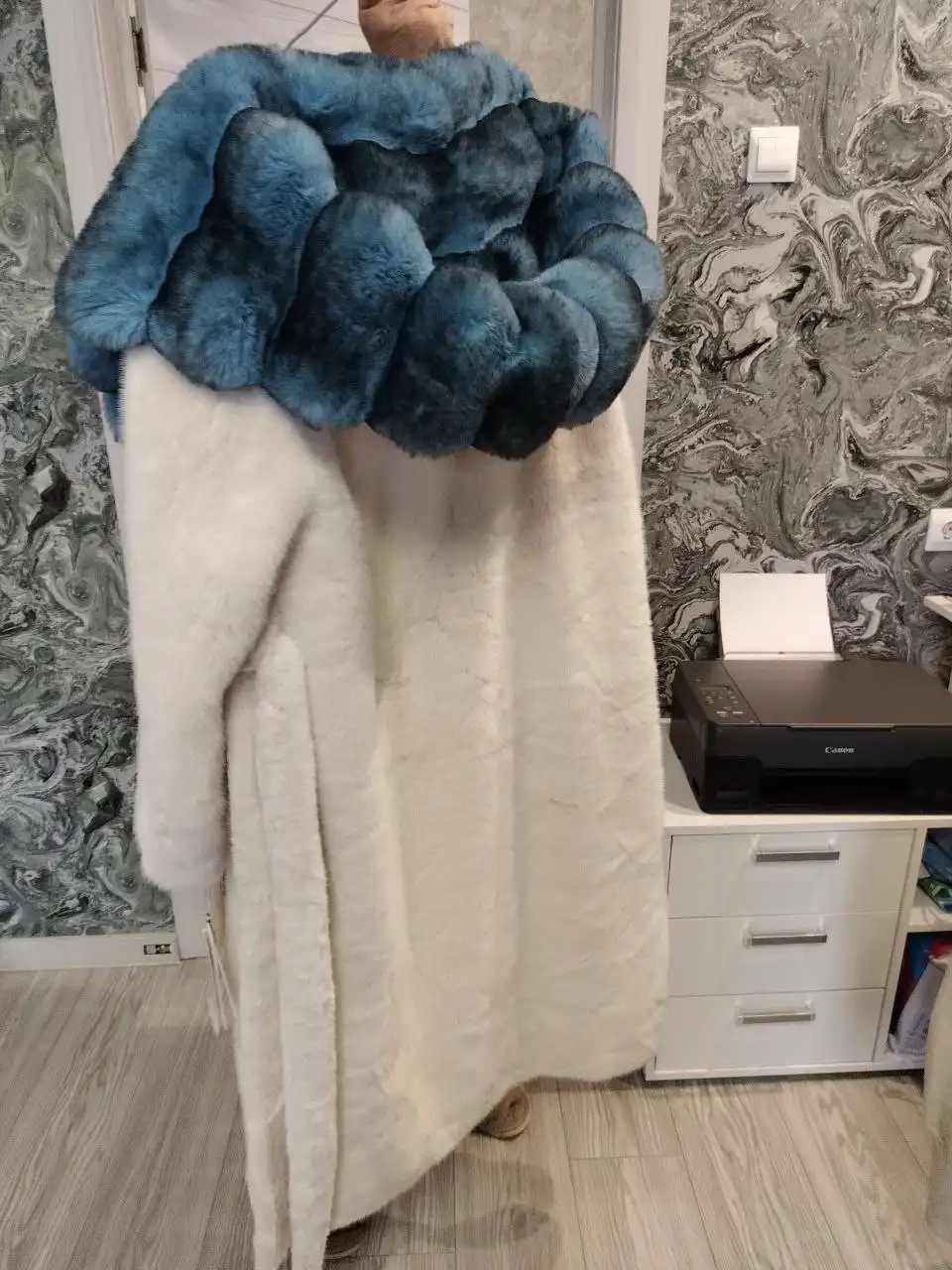 Продажа новой шубы с натуральным мехом размер 50-52 - Верхняя одежда (Одежда) в Москва