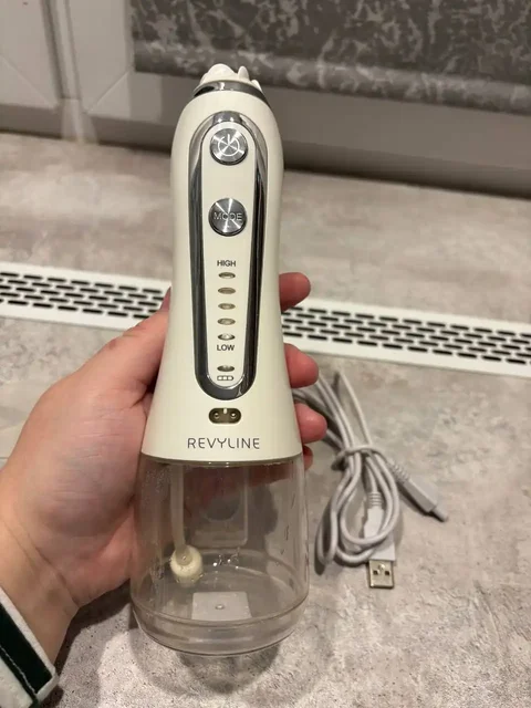 Ирригатор для полости рта б/у - Косметика и уход в Москва