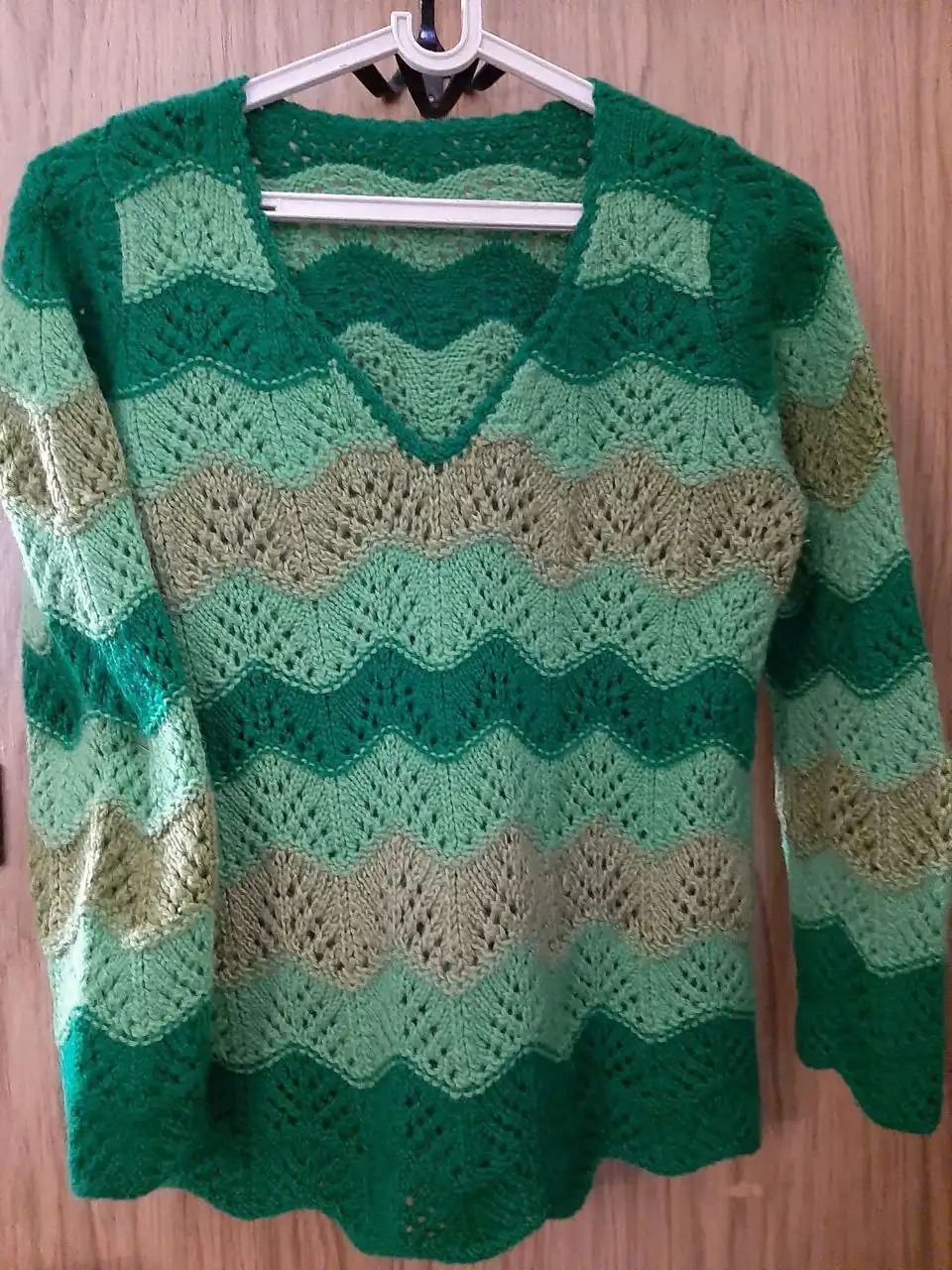 Пуловер шерсть размер 46-48 - Одежда в Москва