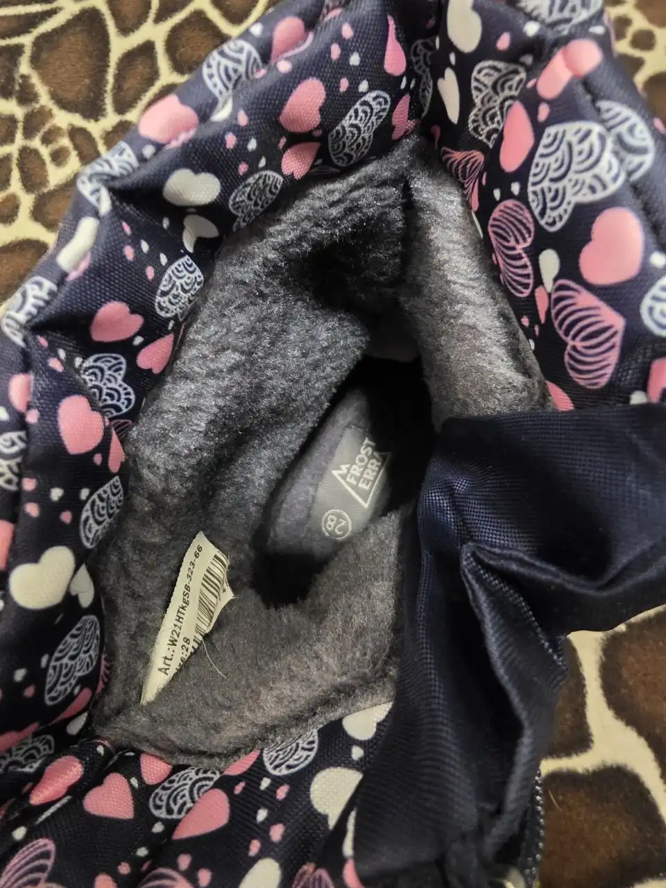 Дутики зимние для девочки в отличном состоянии - Обувь детская (Товары для детей) в Москва