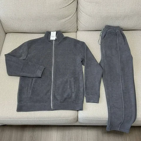 Новый мужской костюм из микровельвета - Мужская одежда в Москва