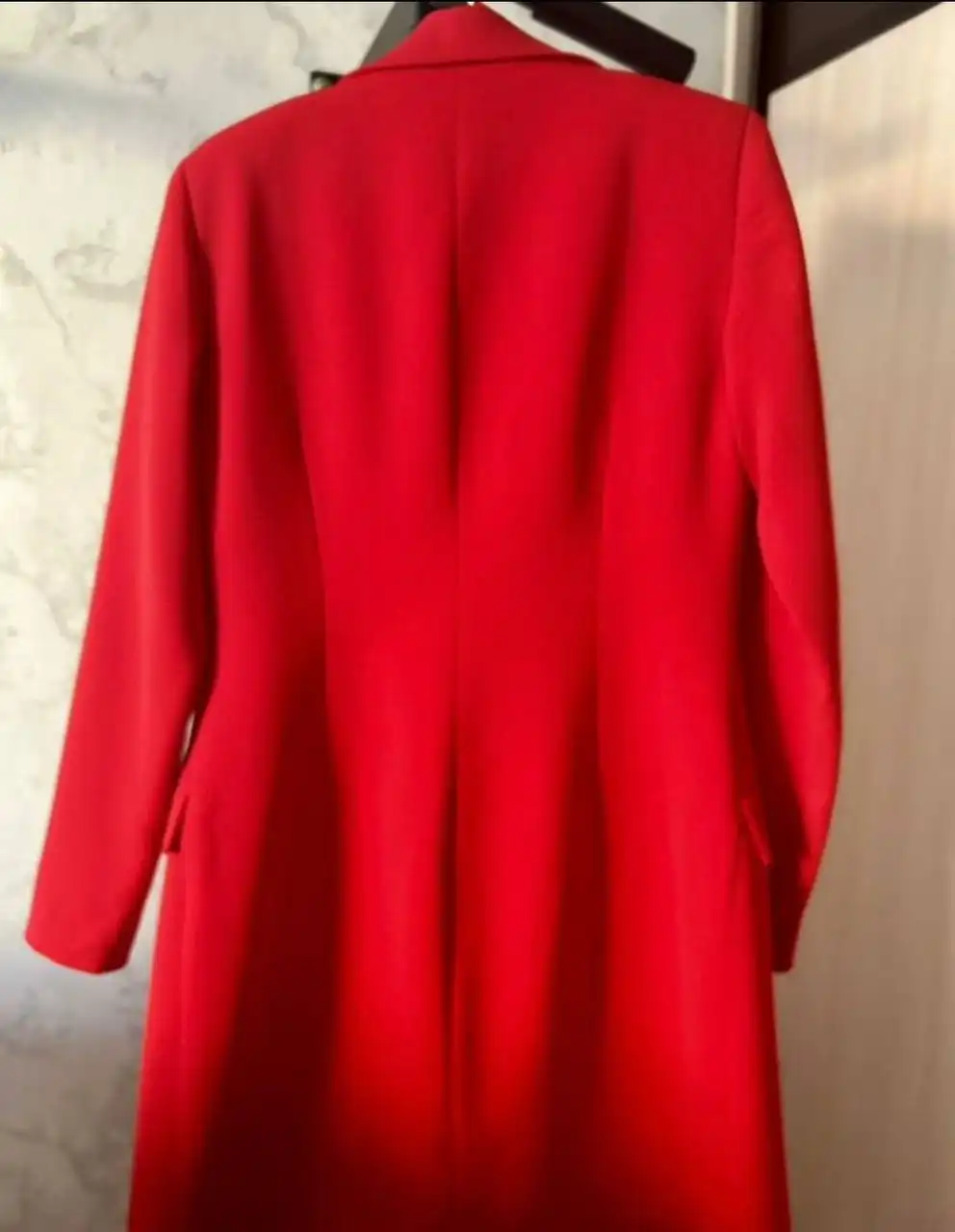 Платье-пиджак ярко-красного цвета - Одежда в Москва