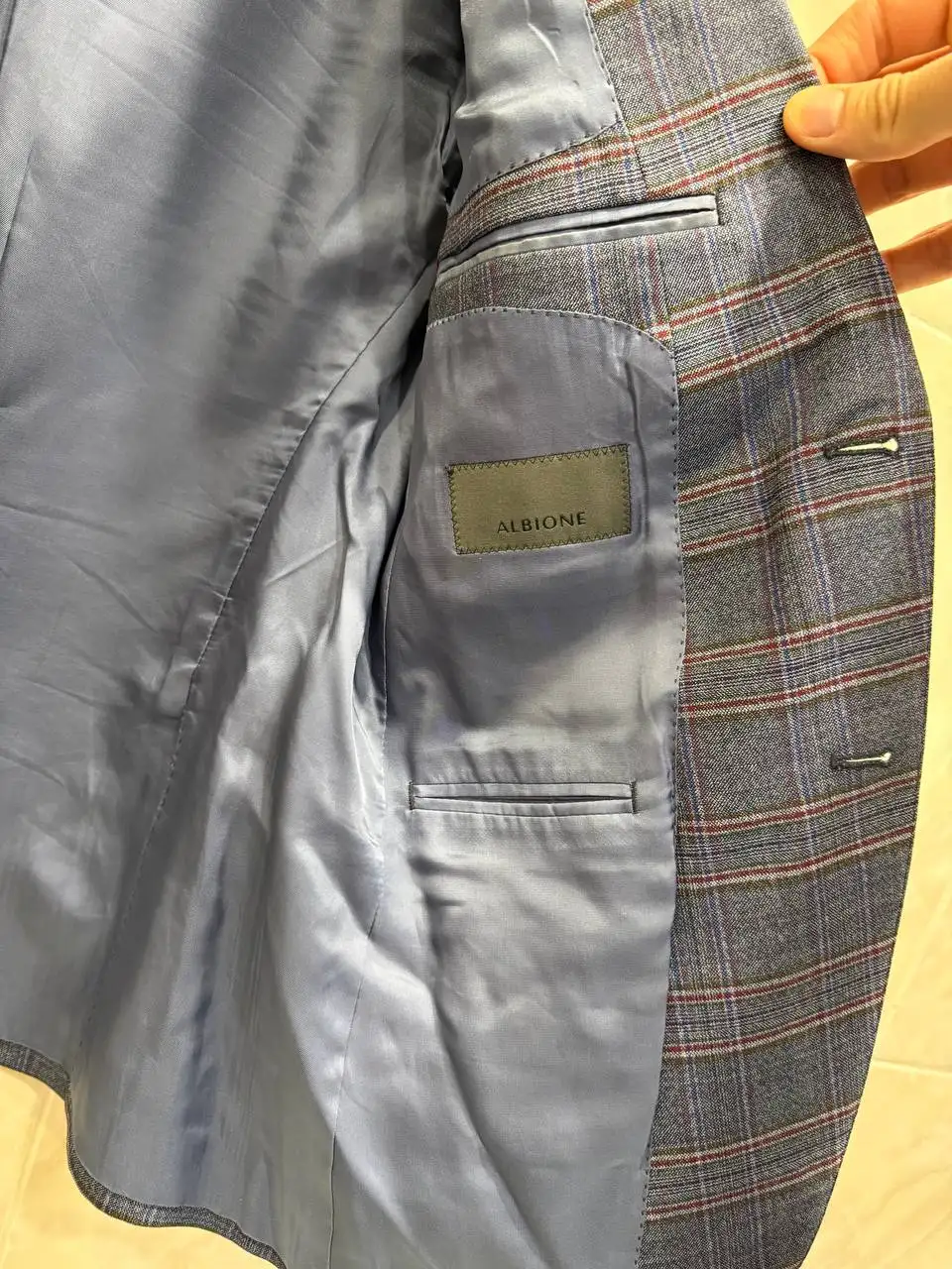 Продам костюм двойку Albione 46 размер - Мужская одежда (Одежда) в Москва