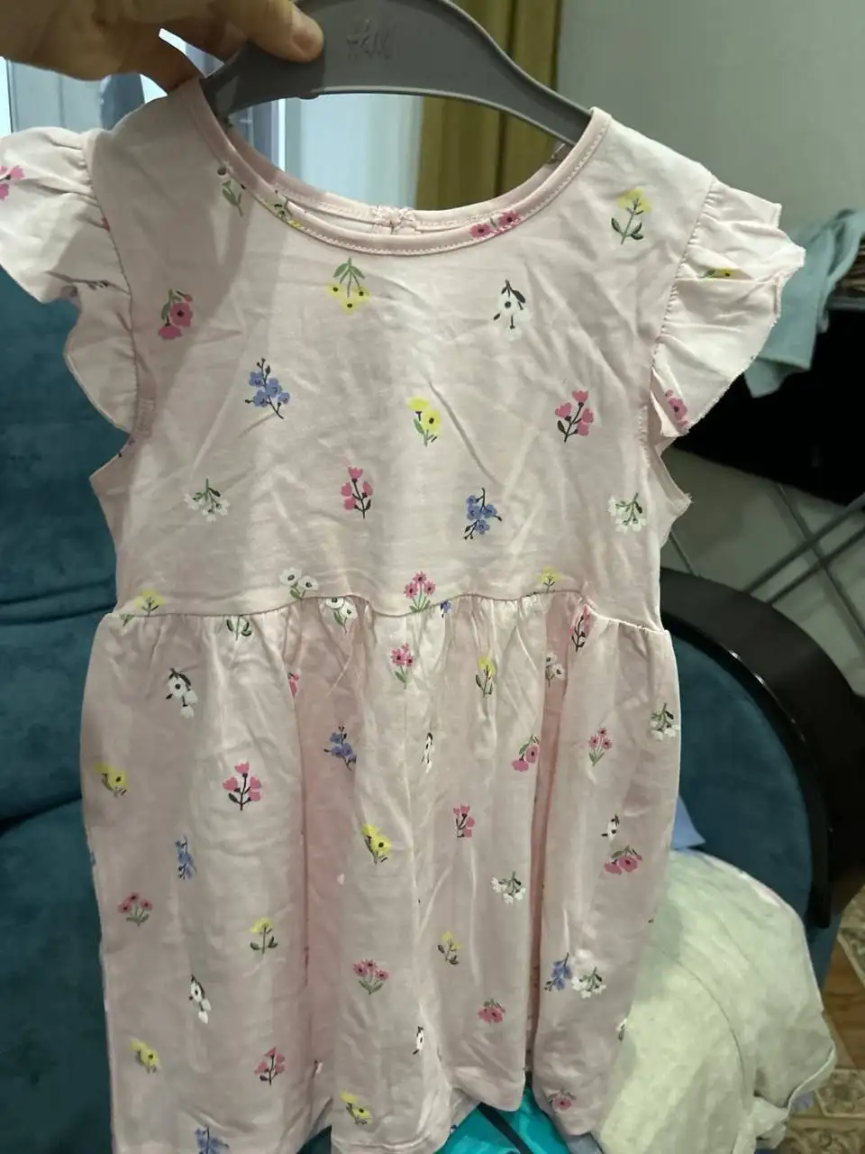 Новые комплекты и платья для детей - Одежда (Товары для детей) в Москва