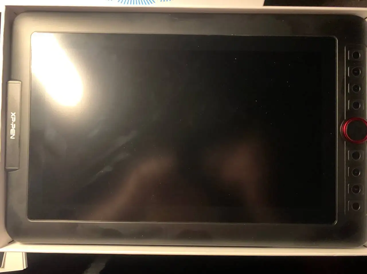 Продажа графического планшета с экраном - Планшеты (Электроника) в Москва