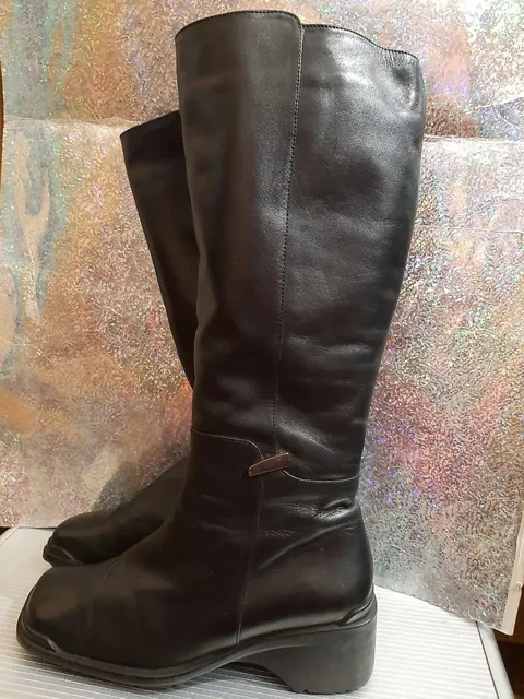 Кожаная обувь размер 37 - Брюки в Москва