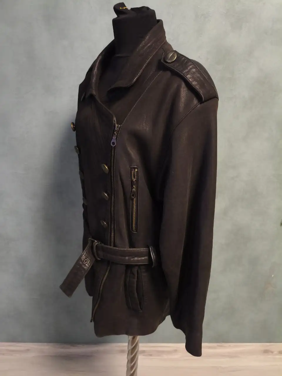 Женская кожаная куртка Италия размер 50/52 - Верхняя одежда (Одежда) в Зеленоград