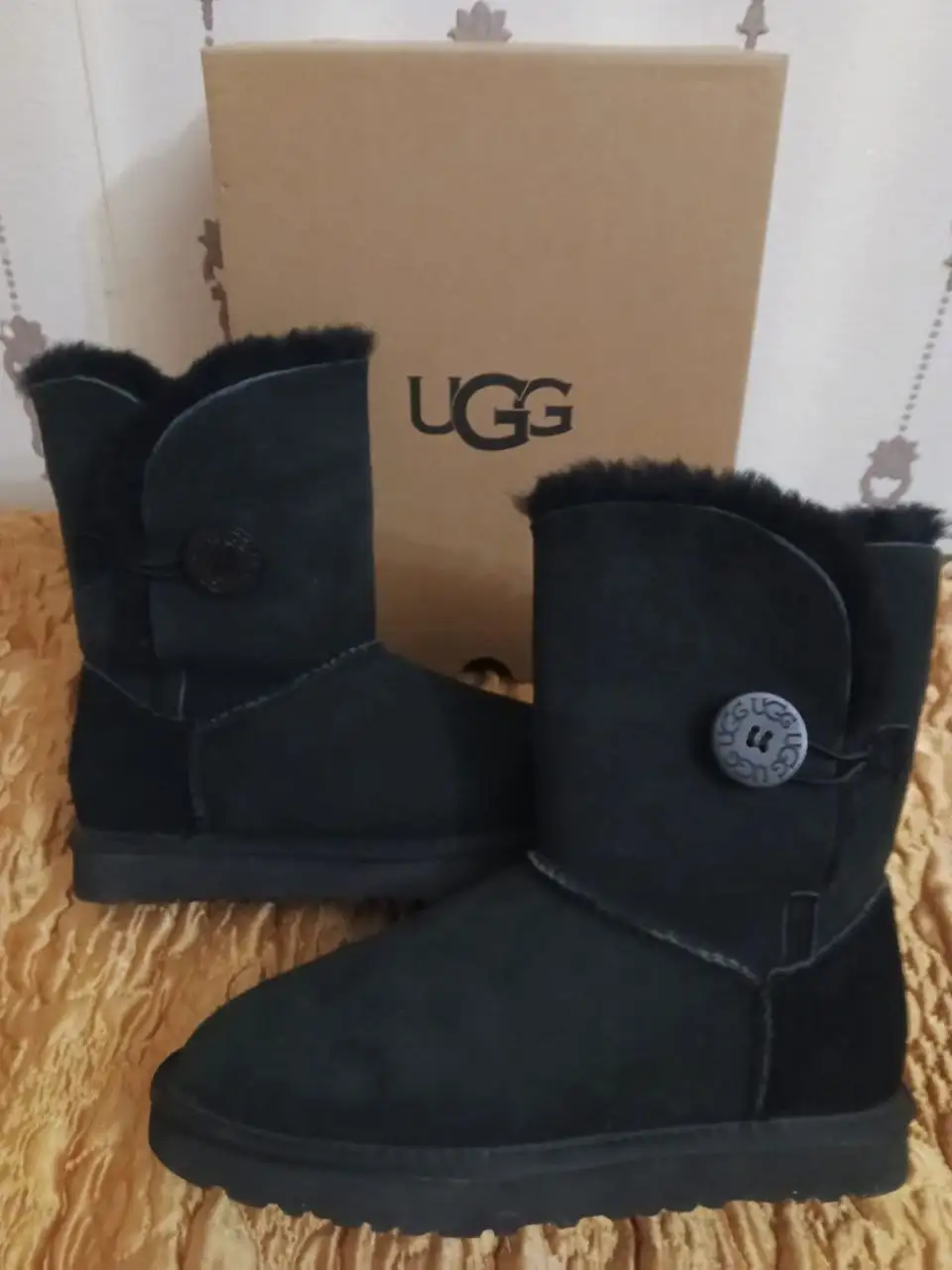 Новые UGG из натуральных материалов - Обувь (Одежда) в Москва