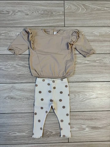 Костюм 74-80 состояние нового - Ремни в Москва