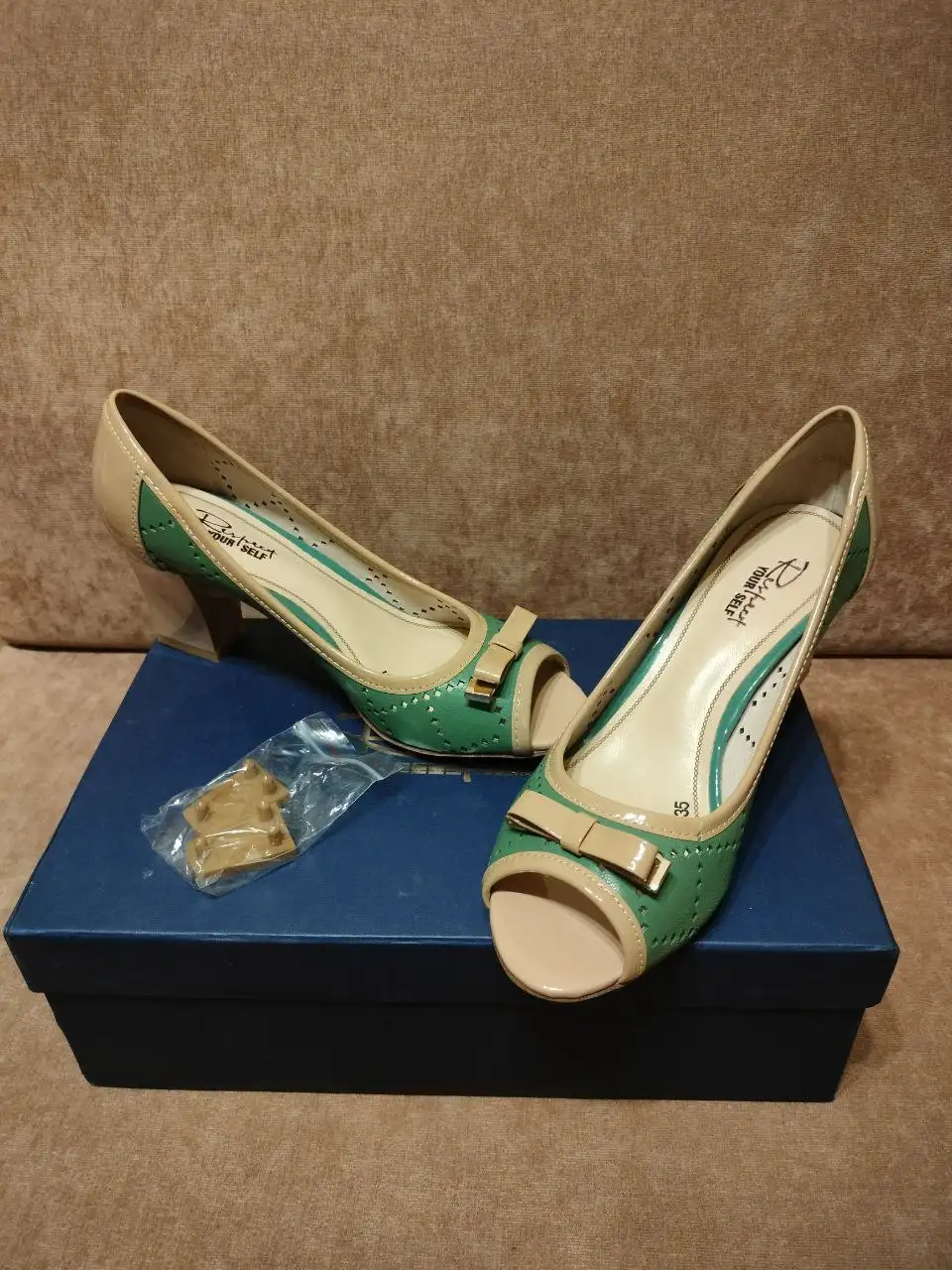 Продажа б/у обуви в отличном состоянии - Обувь (Одежда) в Москва