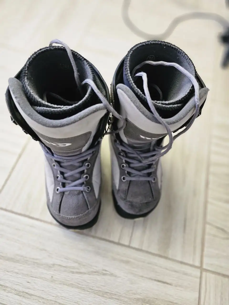 Сноубордические ботинки б/у - Сноуборд (Хобби и отдых) в Москва