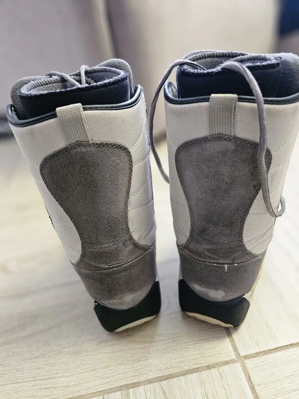 Сноубордические ботинки б/у - Сноуборд (Хобби и отдых) в Москва