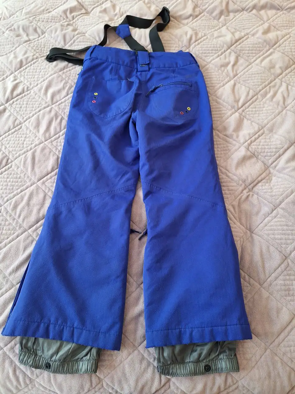 Продажа детских полукомбинезонов и штанов - Одежда для детей (Товары для детей) в Москва