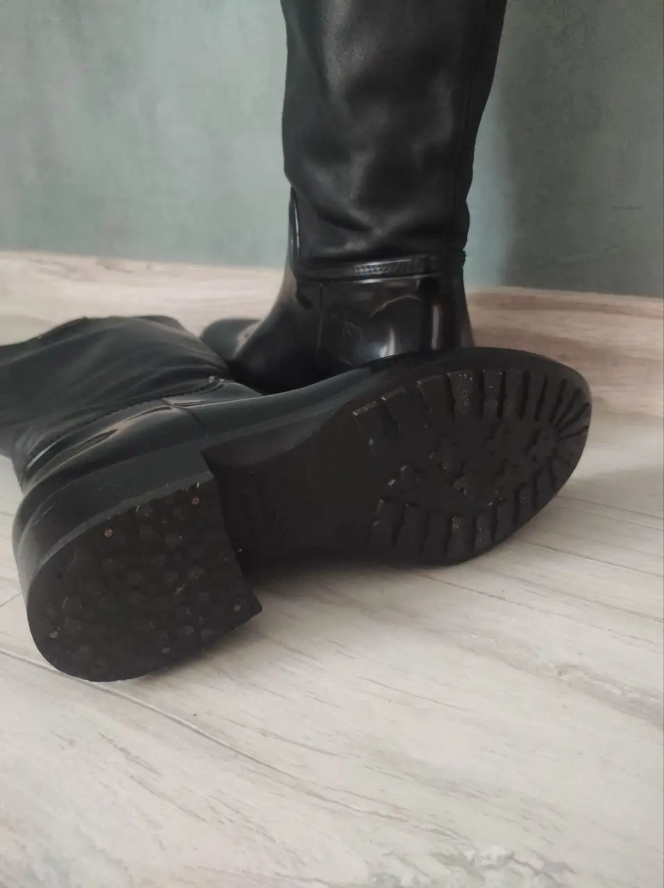 Сапоги б/у Chiara Bellini размер 39 - Обувь (Одежда) в Зеленоград