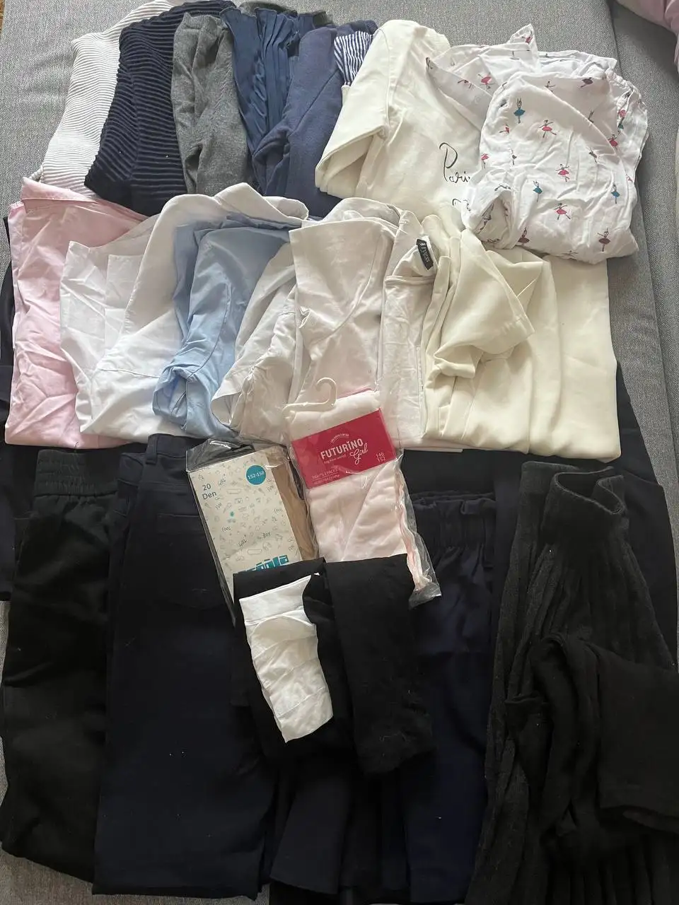 Одежда для девочки 146-155 см большим пакетом - Детская одежда (Одежда) в Москва