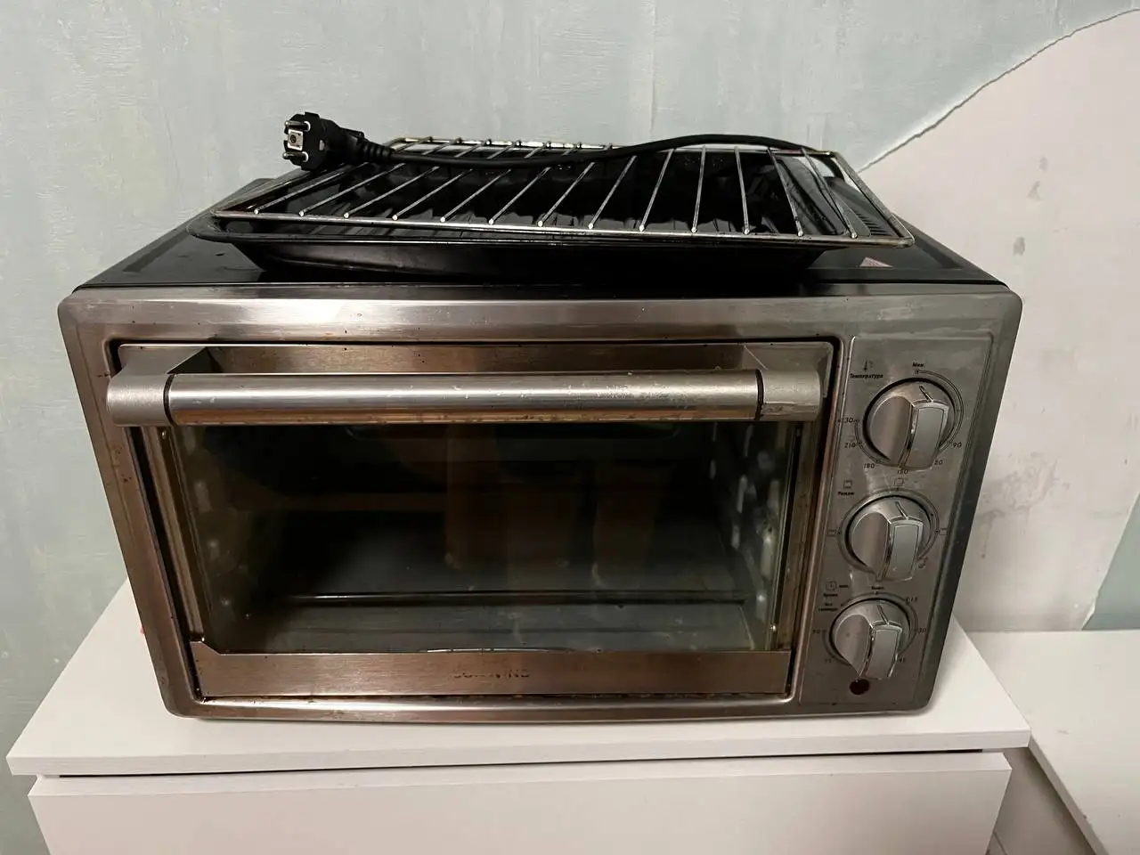 Духовка б/у - Кухонная техника (Для дома и дачи) в Москва