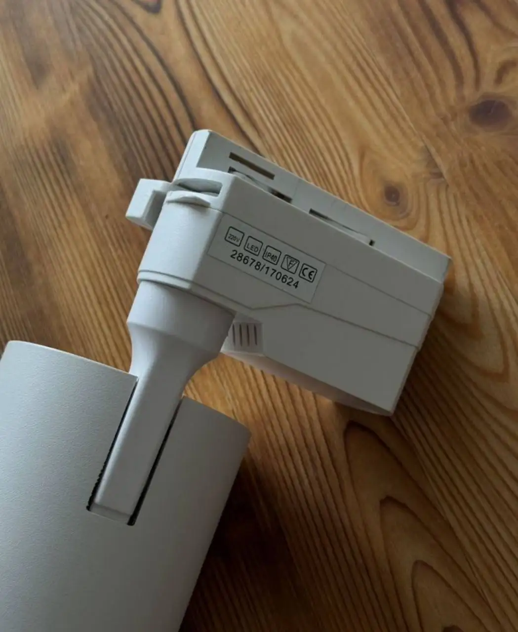 Трековый светильник светодиодный CITY ZOOM NEW 30W - Освещение (Барахолка) в Москва