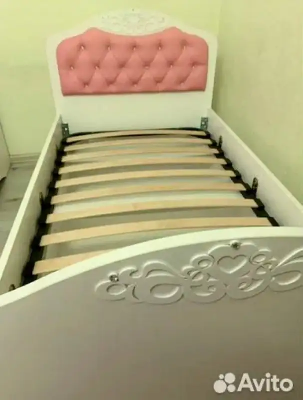 Продажа качественной кровати с ящиком для белья - Мебель (Для дома и дачи) в Москва