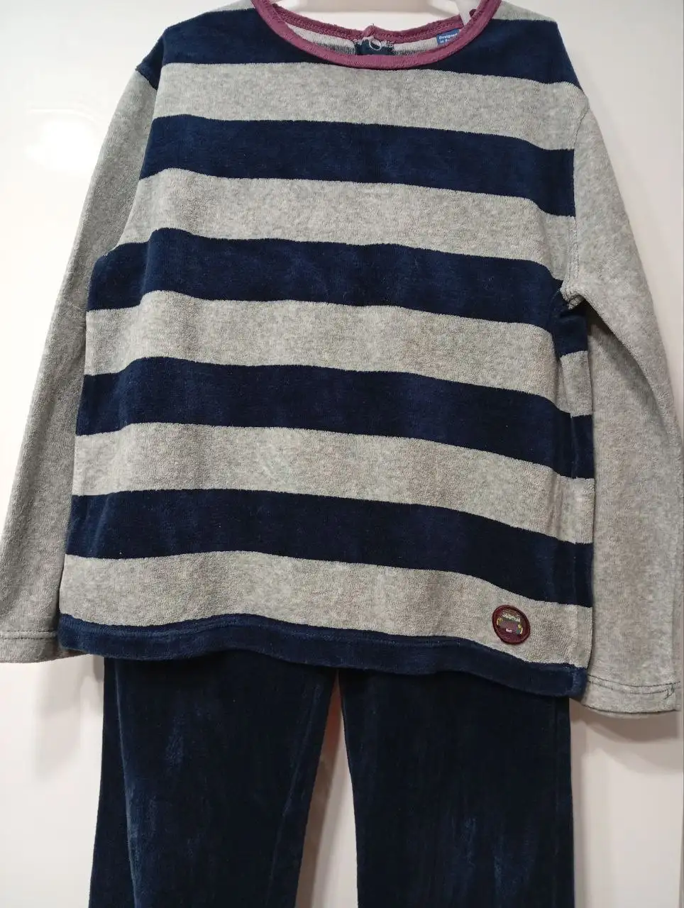 Велюровый костюм на 4-5 лет - Детская одежда (Одежда) в Москва