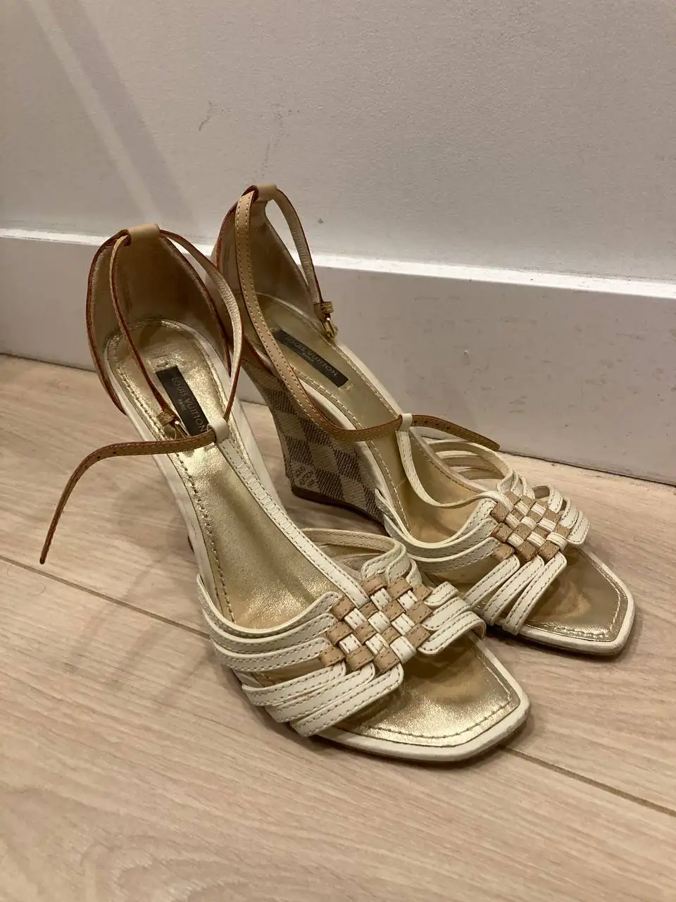 Босоножки Luis Vuitton оригинал - Обувь (Одежда) в Москва