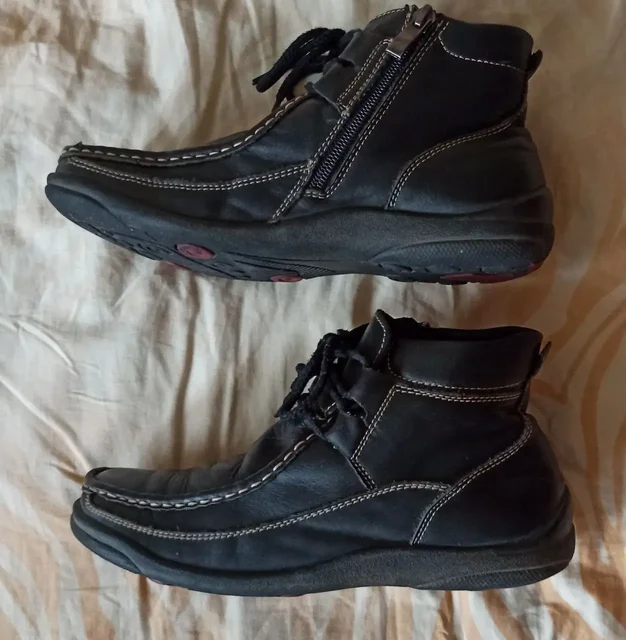 Демисезонные ботинки Makfine р.35 б/у в отличном состоянии - Платья вечерние в Москва