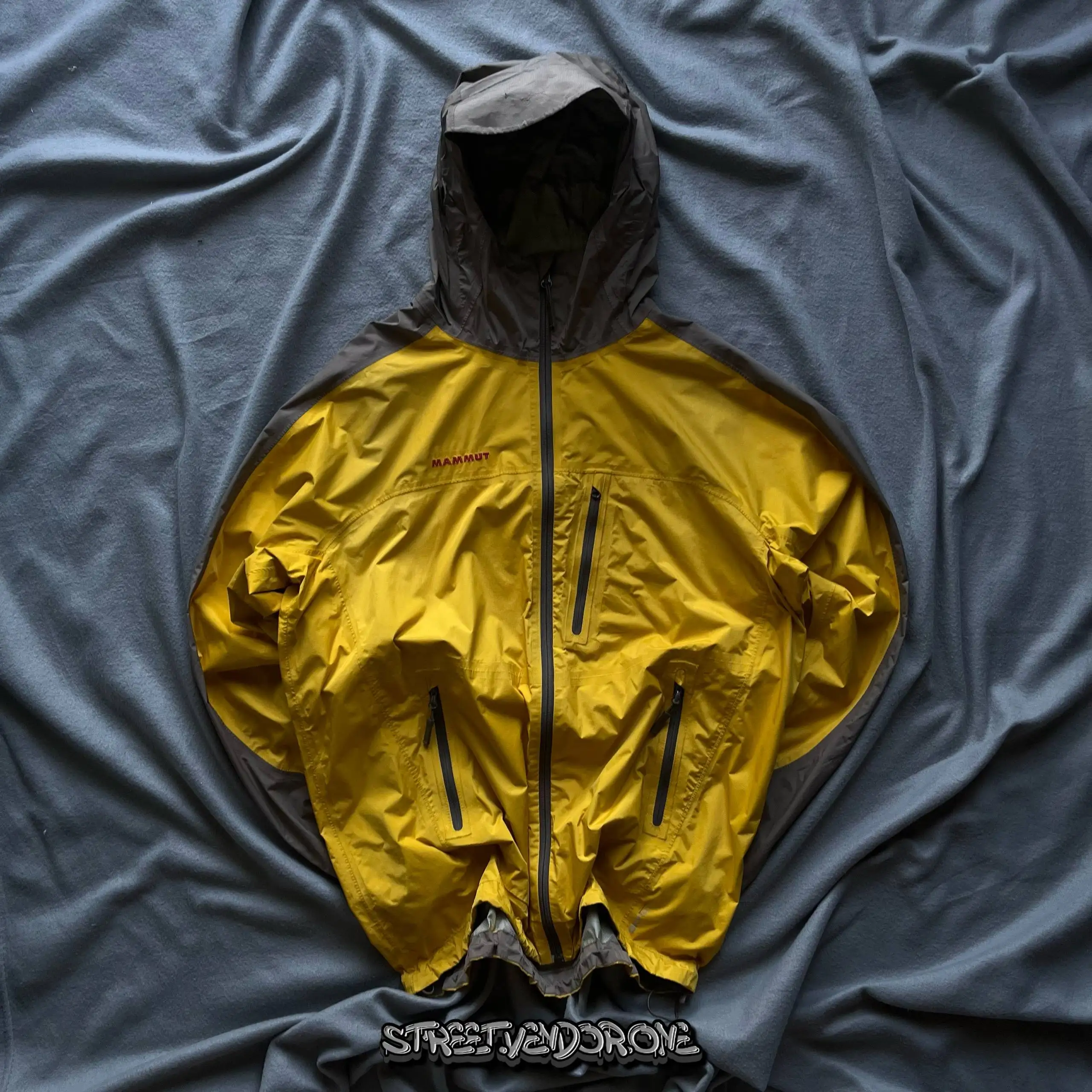 Продажа оригинальных товаров в Москве - Барахолка в Москва