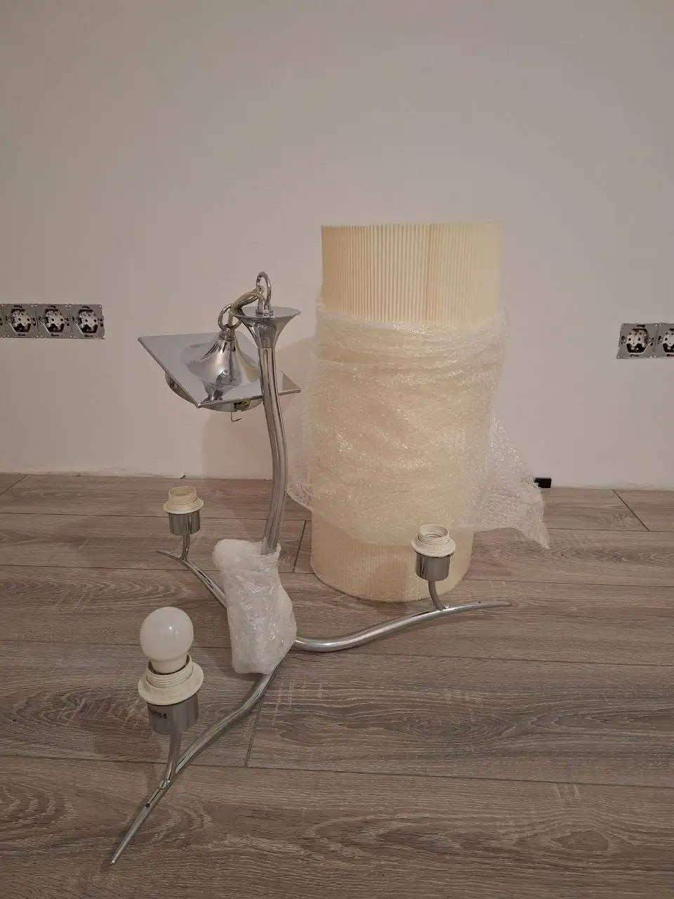 Продажа двух люстр Mantra Eve 1171 - Освещение (Для дома и дачи) в Москва